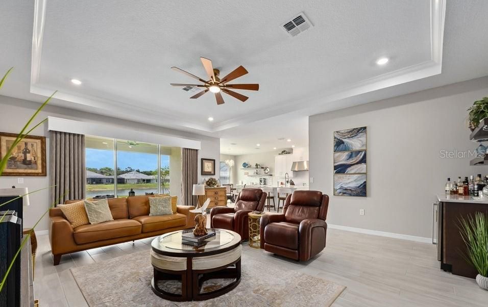 For Sale: $809,000 (5 beds, 4 baths, 2792 Square Feet)