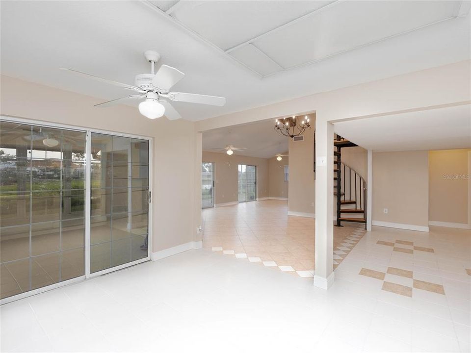 For Sale: $450,000 (3 beds, 2 baths, 2118 Square Feet)