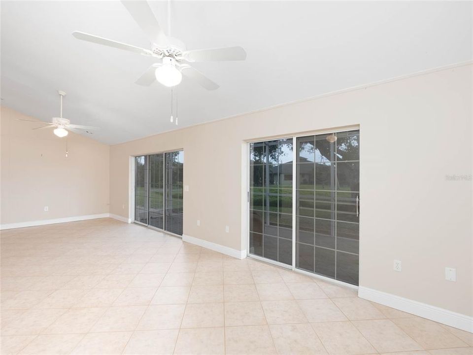 For Sale: $450,000 (3 beds, 2 baths, 2118 Square Feet)