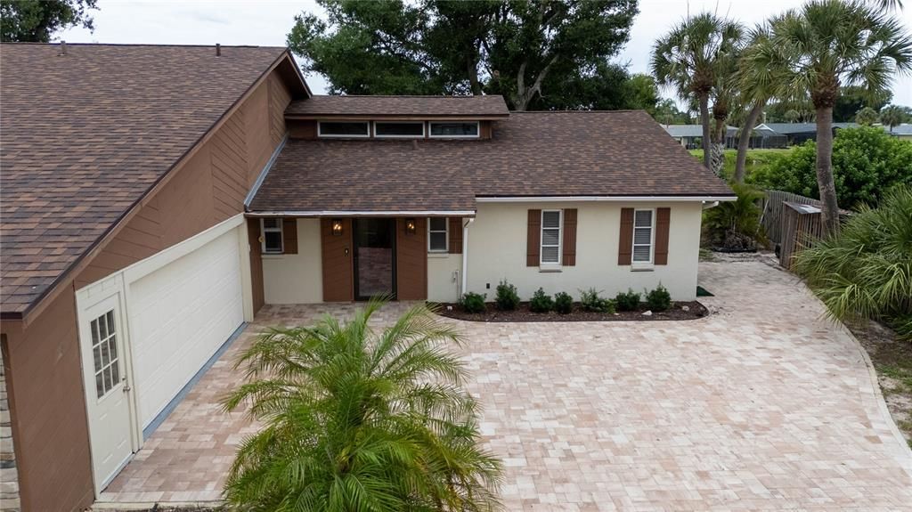 For Sale: $450,000 (3 beds, 2 baths, 2118 Square Feet)