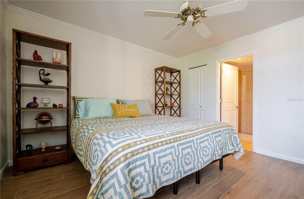 For Sale: $650,137 (2 beds, 2 baths, 1387 Square Feet)
