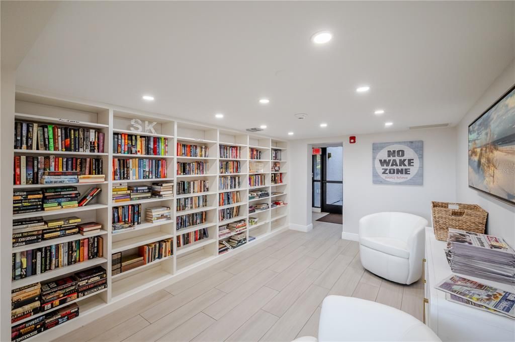 For Sale: $650,137 (2 beds, 2 baths, 1387 Square Feet)