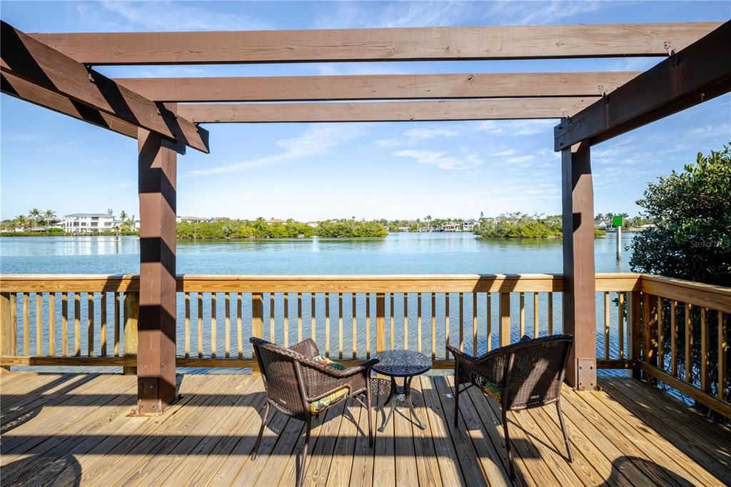 For Sale: $650,137 (2 beds, 2 baths, 1387 Square Feet)