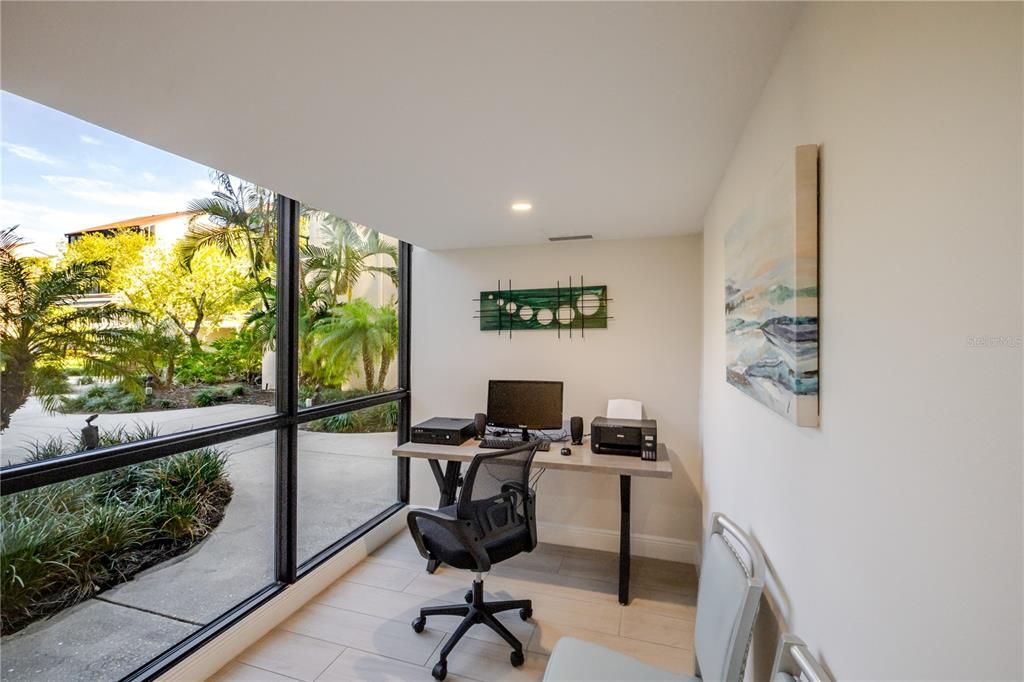 For Sale: $650,137 (2 beds, 2 baths, 1387 Square Feet)
