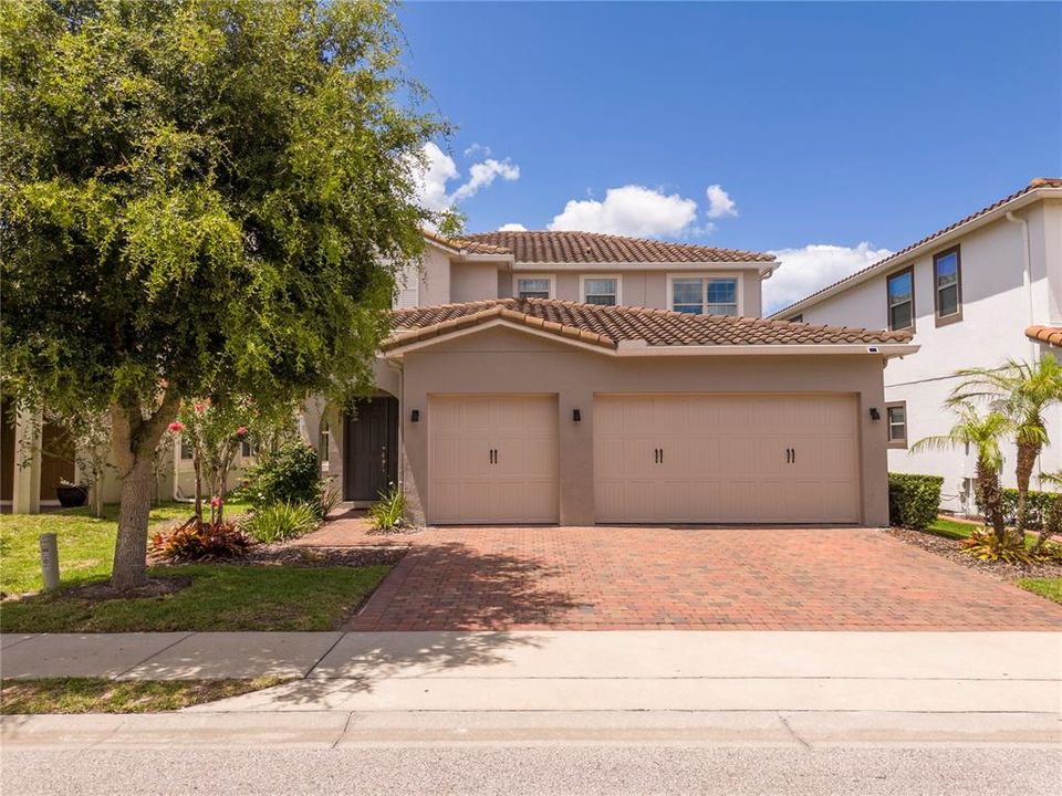 En Venta: $1,350,000 (5 camas, 5 baños, 2899 Pies cuadrados)