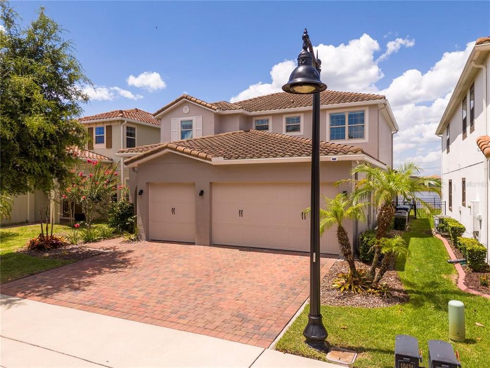 En Venta: $1,350,000 (5 camas, 5 baños, 2899 Pies cuadrados)