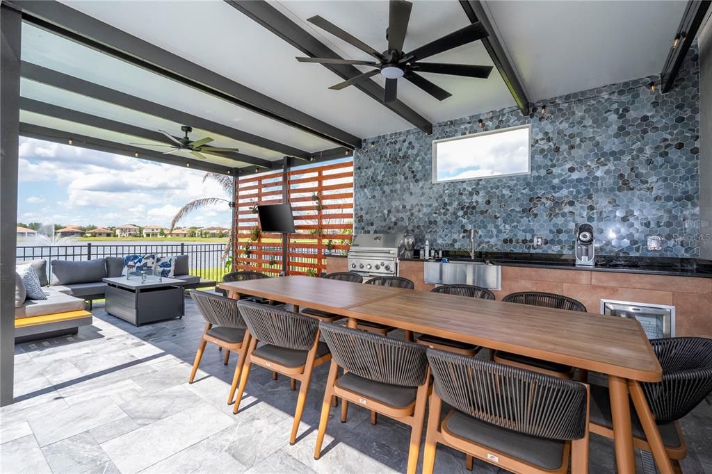 En Venta: $1,350,000 (5 camas, 5 baños, 2899 Pies cuadrados)