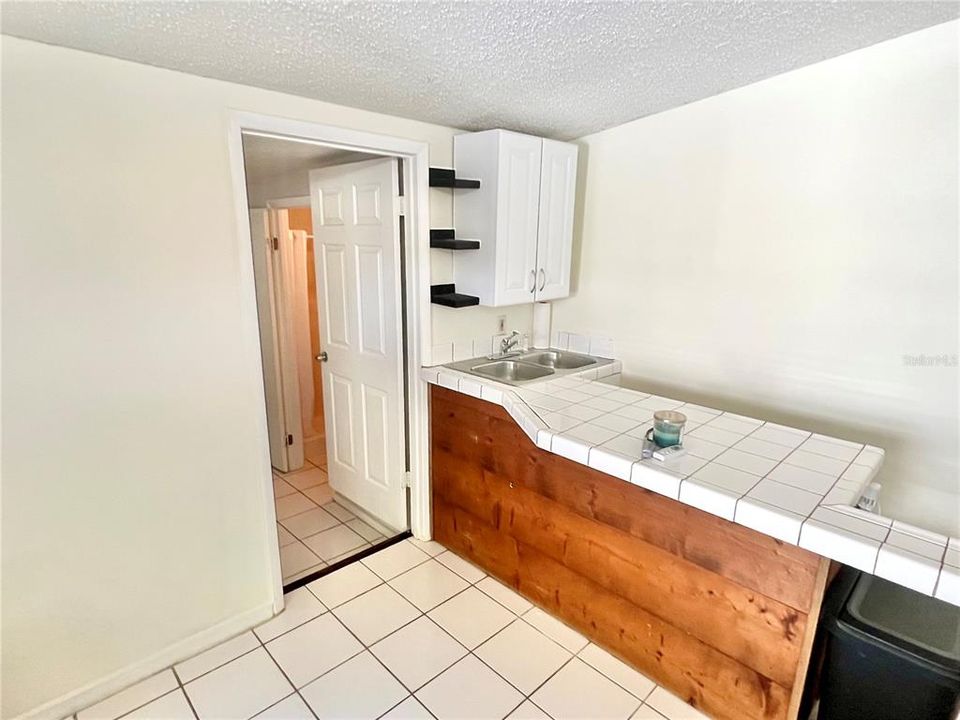 For Sale: $875,000 (9 beds, 0 baths, 3521 Square Feet)