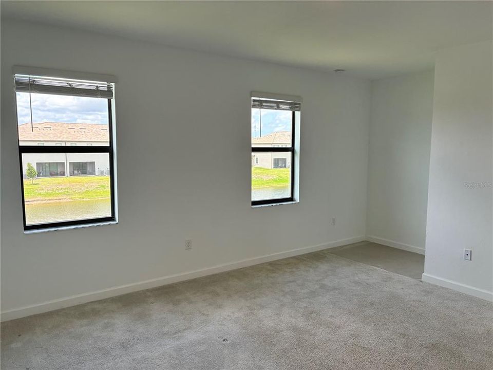 En Venta: $329,000 (3 camas, 2 baños, 1925 Pies cuadrados)