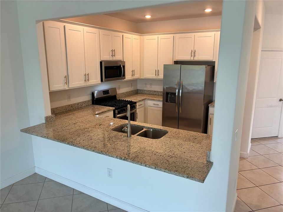 En Venta: $329,000 (3 camas, 2 baños, 1925 Pies cuadrados)