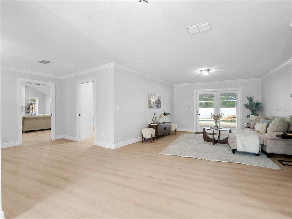For Sale: $729,900 (3 beds, 3 baths, 2578 Square Feet)