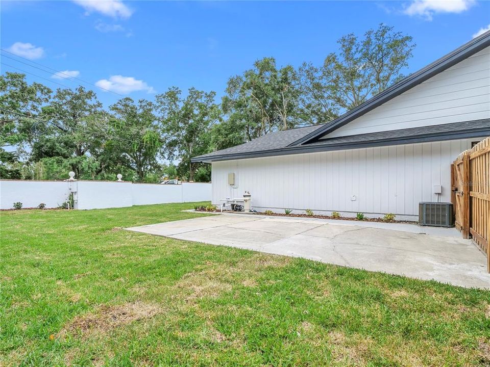 For Sale: $729,900 (3 beds, 3 baths, 2578 Square Feet)