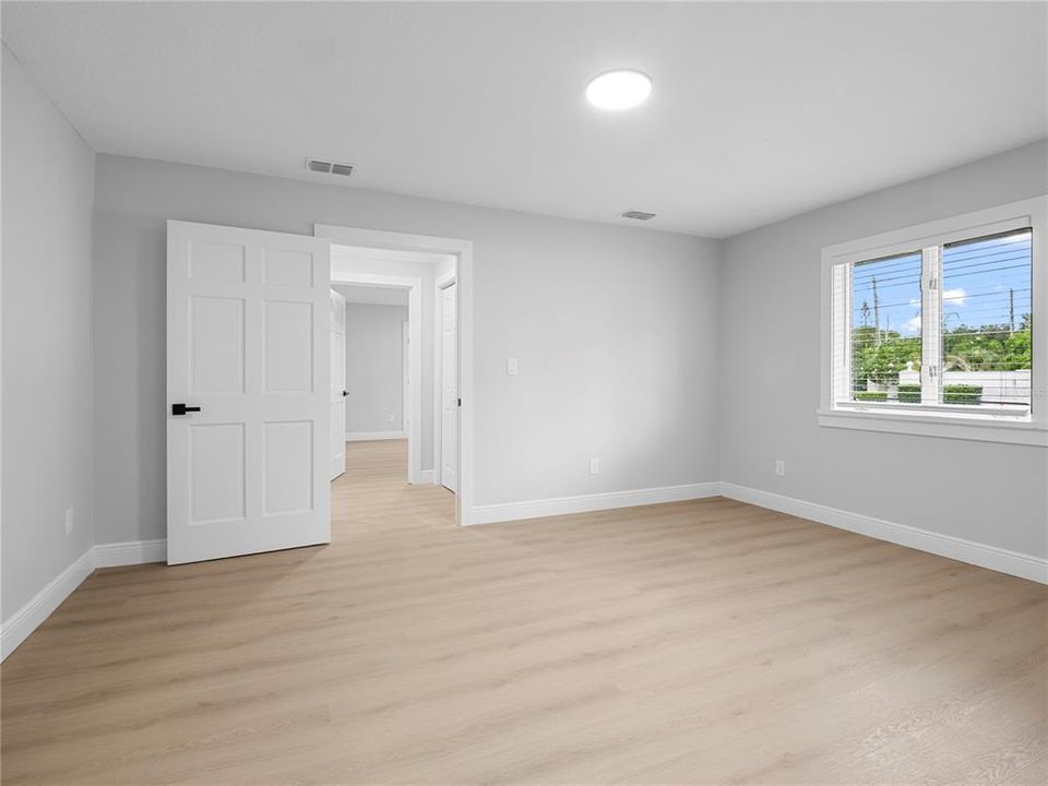 For Sale: $729,900 (3 beds, 3 baths, 2578 Square Feet)