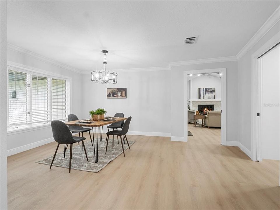 For Sale: $729,900 (3 beds, 3 baths, 2578 Square Feet)