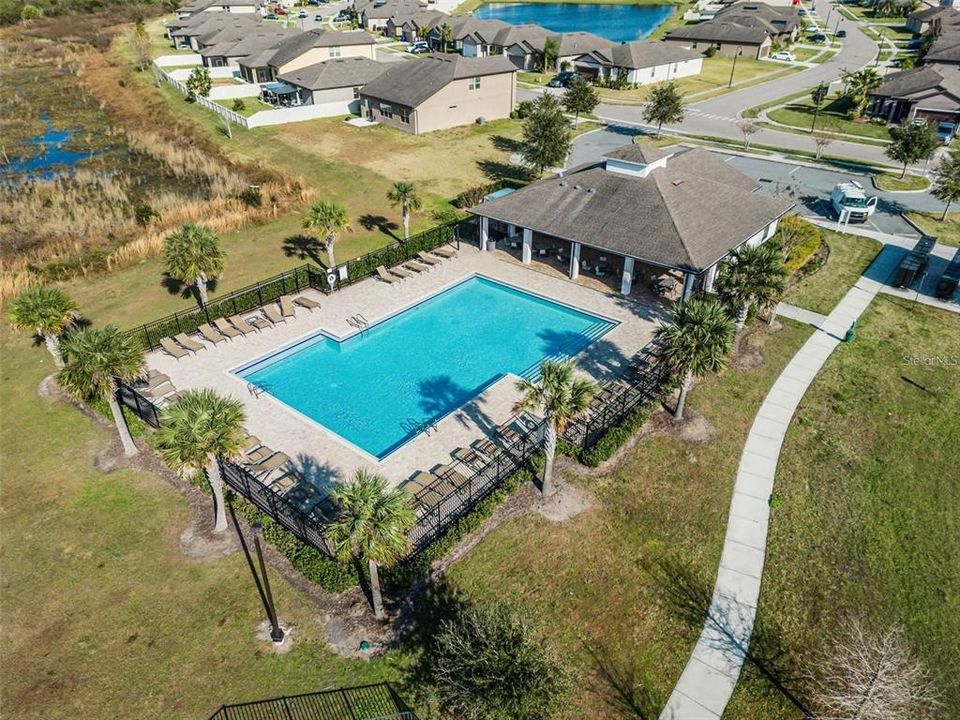 For Rent: $2,400 (4 beds, 2 baths, 2144 Square Feet)