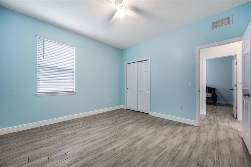 For Rent: $2,400 (4 beds, 2 baths, 2144 Square Feet)