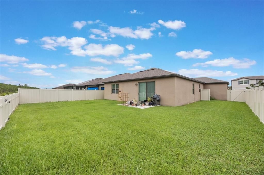 For Rent: $2,400 (4 beds, 2 baths, 2144 Square Feet)