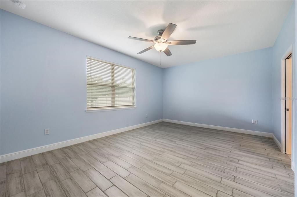For Rent: $2,400 (4 beds, 2 baths, 2144 Square Feet)
