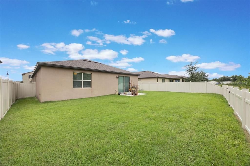 For Rent: $2,400 (4 beds, 2 baths, 2144 Square Feet)