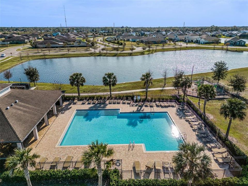 For Rent: $2,400 (4 beds, 2 baths, 2144 Square Feet)