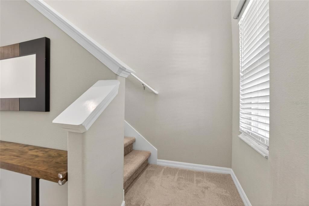 For Sale: $338,999 (4 beds, 2 baths, 1914 Square Feet)