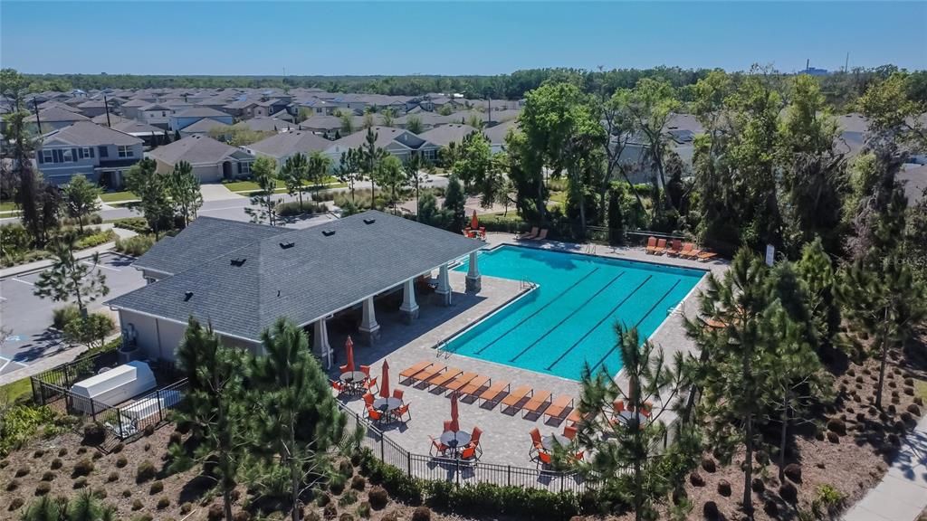 For Sale: $338,999 (4 beds, 2 baths, 1914 Square Feet)