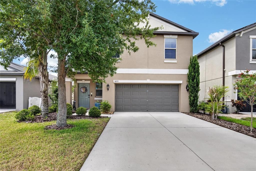For Sale: $338,999 (4 beds, 2 baths, 1914 Square Feet)