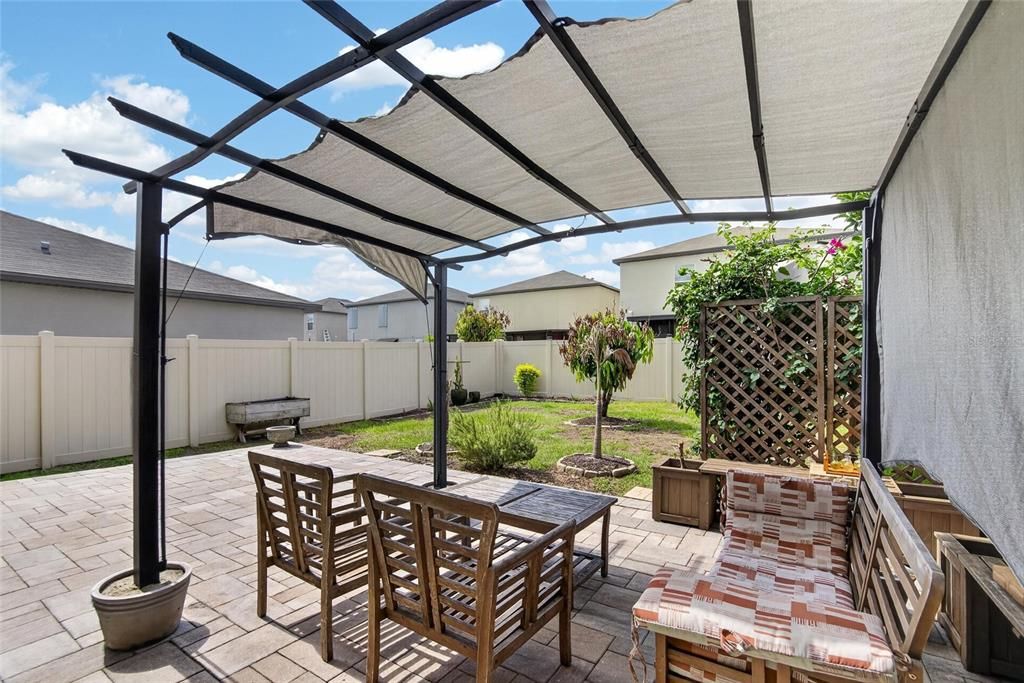 For Sale: $338,999 (4 beds, 2 baths, 1914 Square Feet)
