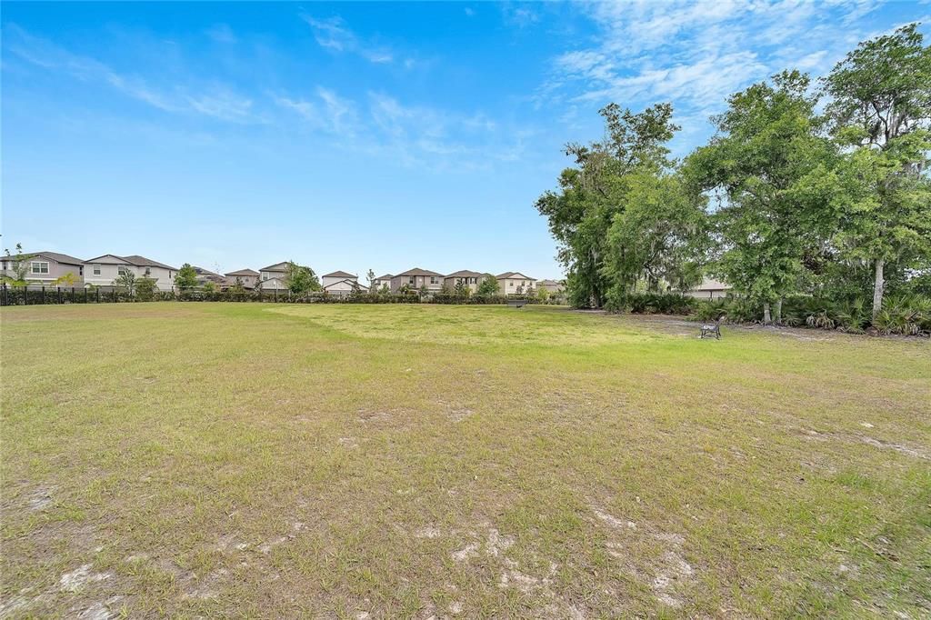 For Sale: $338,999 (4 beds, 2 baths, 1914 Square Feet)