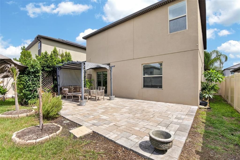 For Sale: $338,999 (4 beds, 2 baths, 1914 Square Feet)