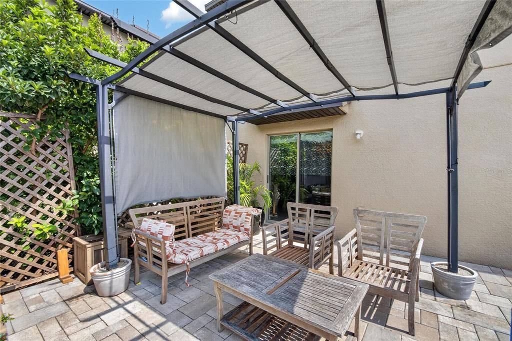 For Sale: $338,999 (4 beds, 2 baths, 1914 Square Feet)