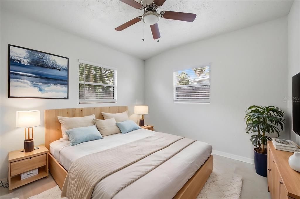 For Sale: $199,900 (3 beds, 2 baths, 1050 Square Feet)