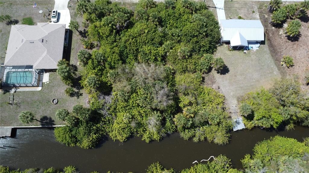 待售: $42,500 (0.23 acres)