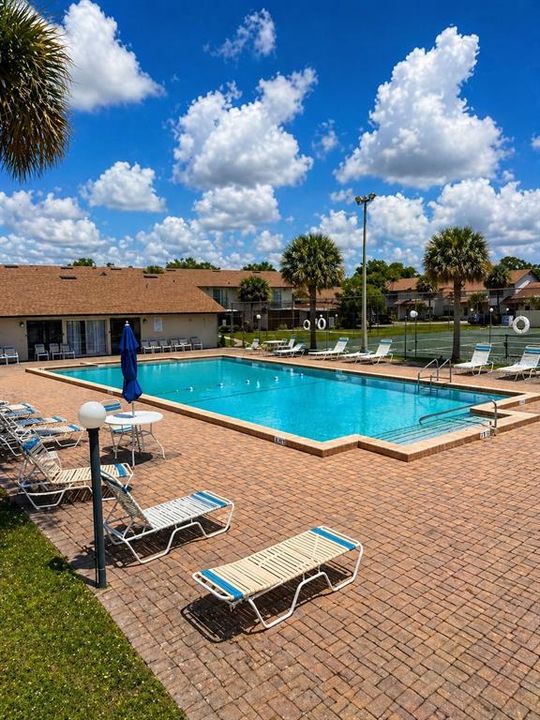 Activo con contrato: $165,000 (2 camas, 2 baños, 1030 Pies cuadrados)