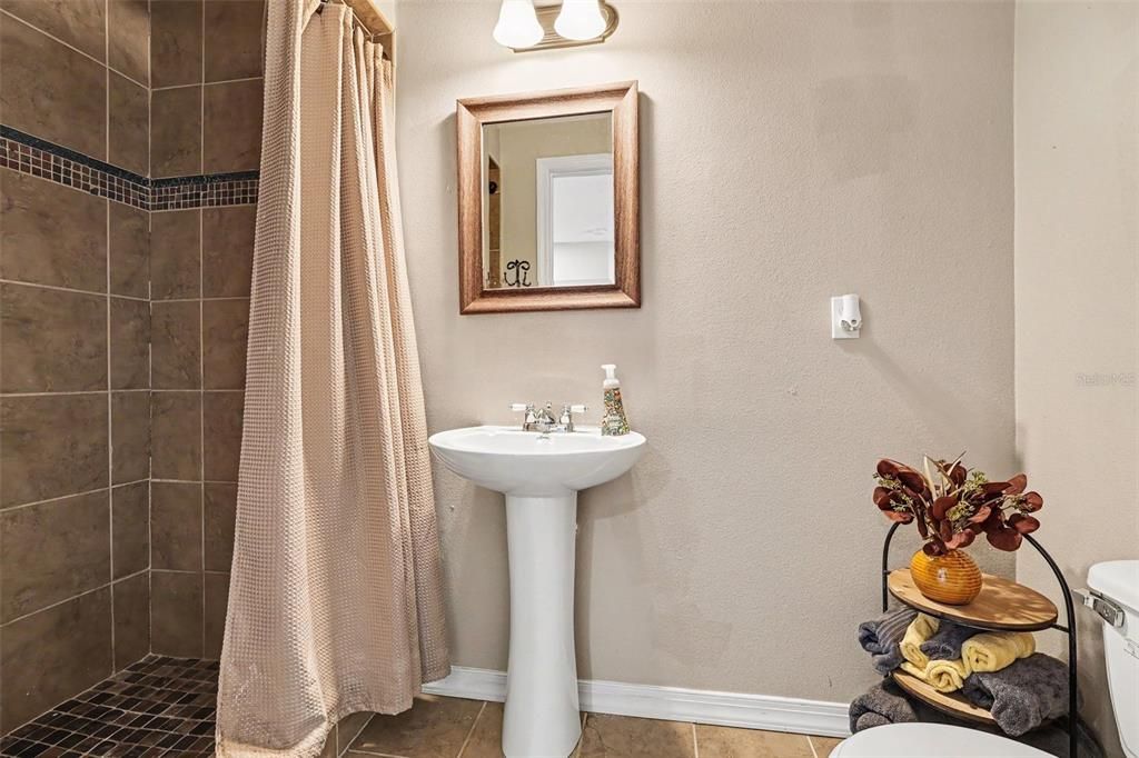 For Sale: $650,000 (4 beds, 3 baths, 2840 Square Feet)