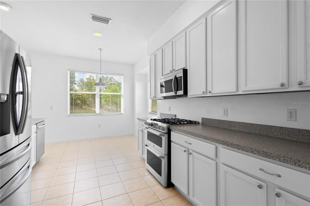 For Sale: $399,000 (3 beds, 2 baths, 1771 Square Feet)