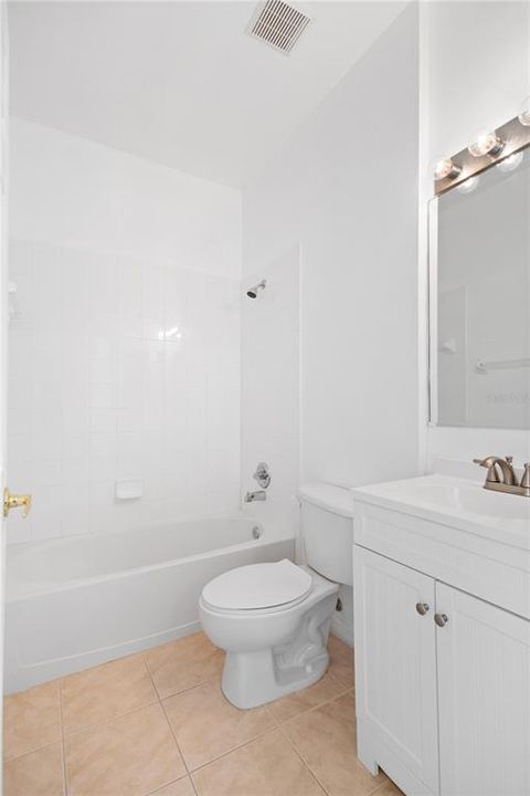 For Sale: $399,000 (3 beds, 2 baths, 1771 Square Feet)