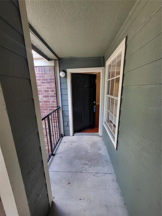 For Sale: $157,500 (2 beds, 2 baths, 874 Square Feet)