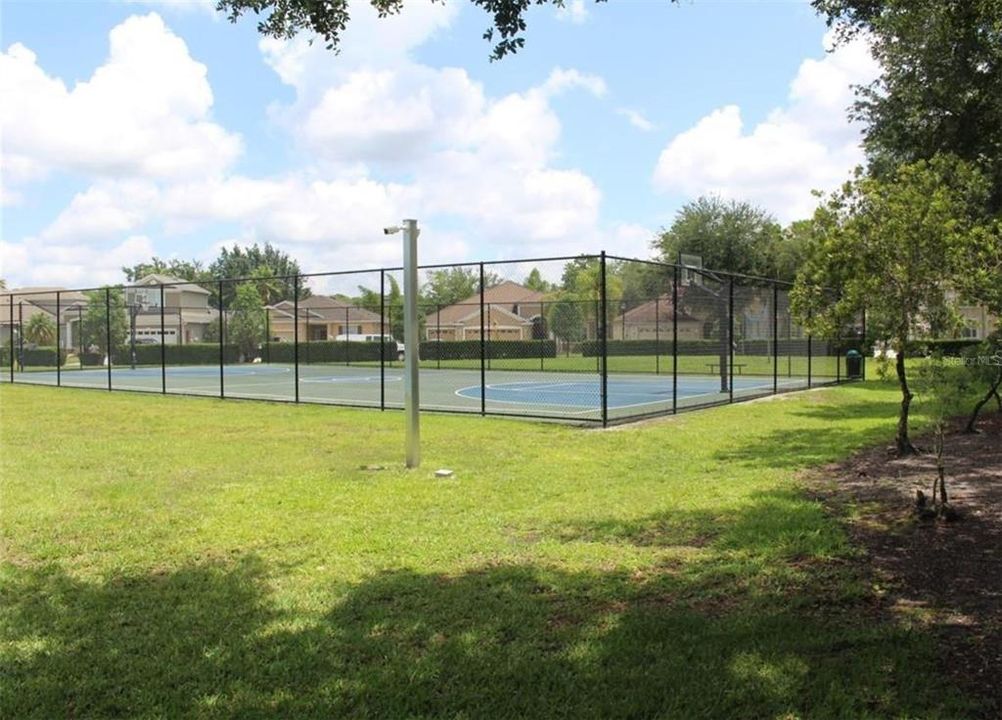 For Rent: $2,250 (3 beds, 2 baths, 2138 Square Feet)