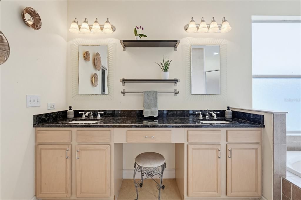 For Rent: $2,250 (3 beds, 2 baths, 2138 Square Feet)
