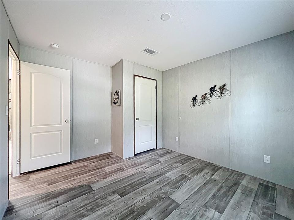 For Sale: $249,900 (4 beds, 2 baths, 1768 Square Feet)