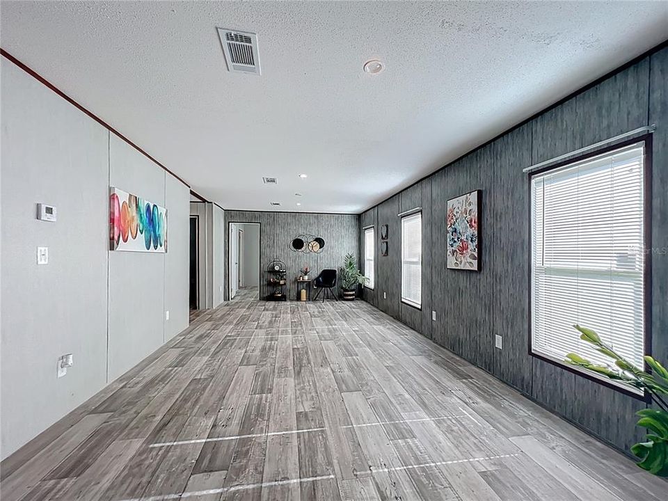 For Sale: $249,900 (4 beds, 2 baths, 1768 Square Feet)
