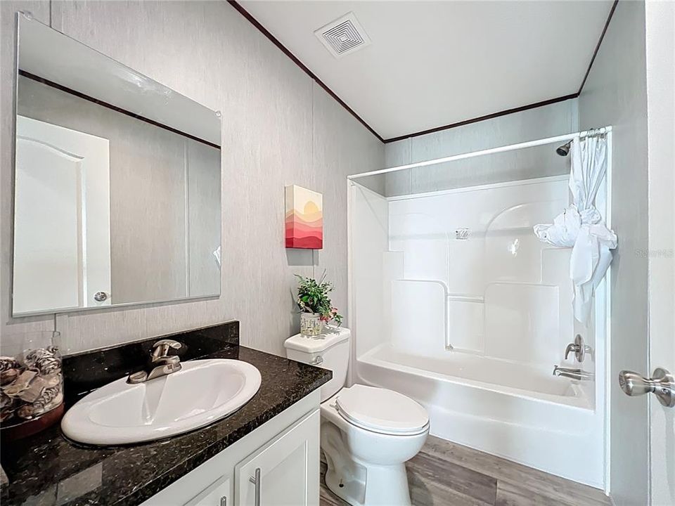 For Sale: $249,900 (4 beds, 2 baths, 1768 Square Feet)