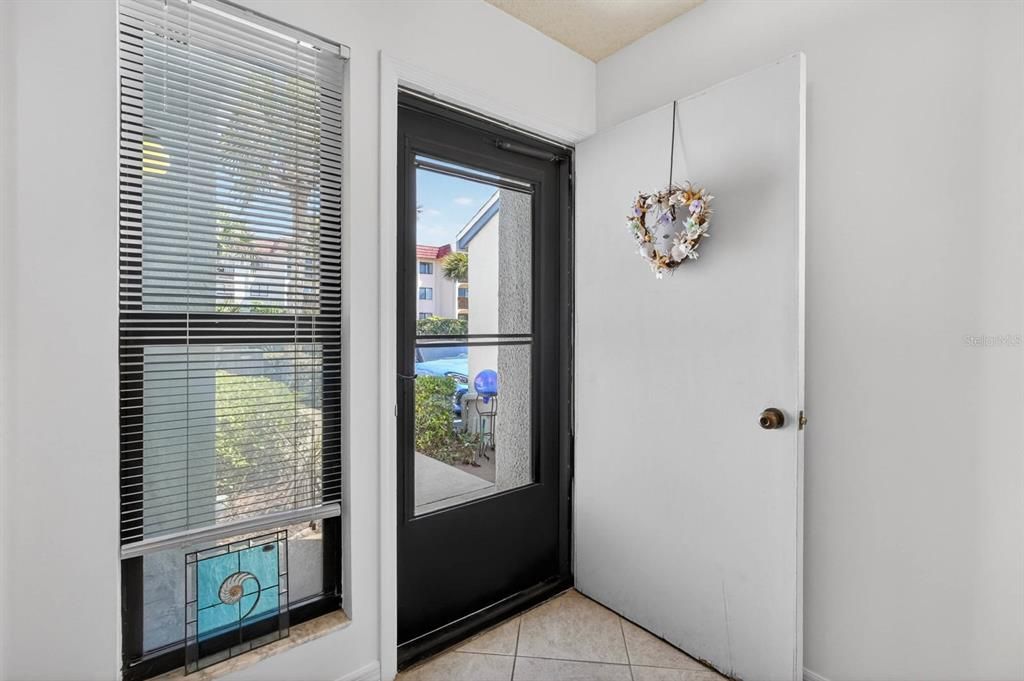 For Sale: $442,258 (2 beds, 2 baths, 1232 Square Feet)