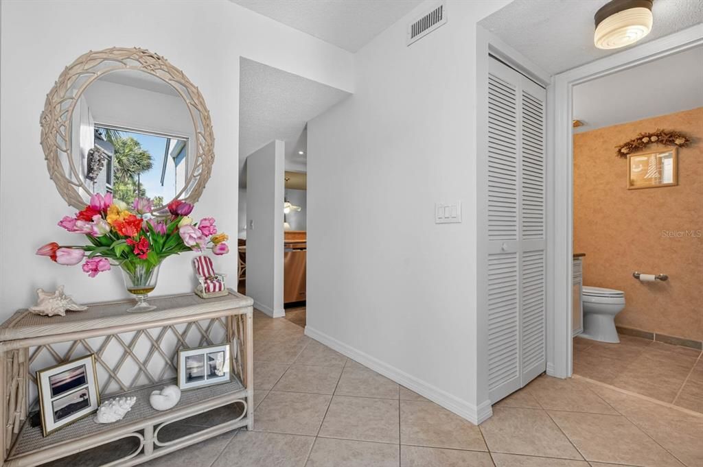 For Sale: $442,258 (2 beds, 2 baths, 1232 Square Feet)