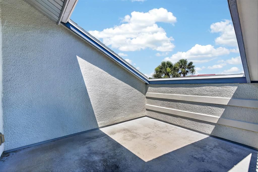 For Sale: $442,258 (2 beds, 2 baths, 1232 Square Feet)