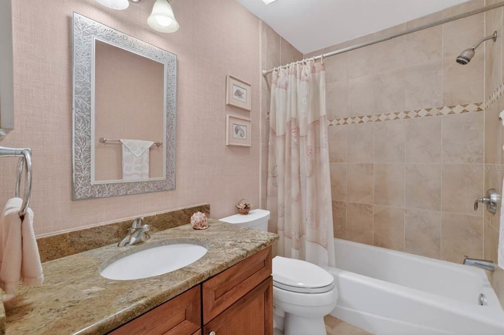 For Sale: $442,258 (2 beds, 2 baths, 1232 Square Feet)