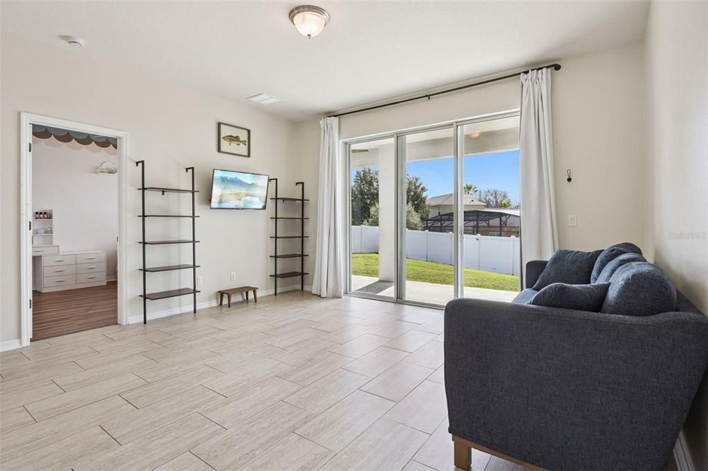 For Sale: $509,000 (4 beds, 2 baths, 2383 Square Feet)