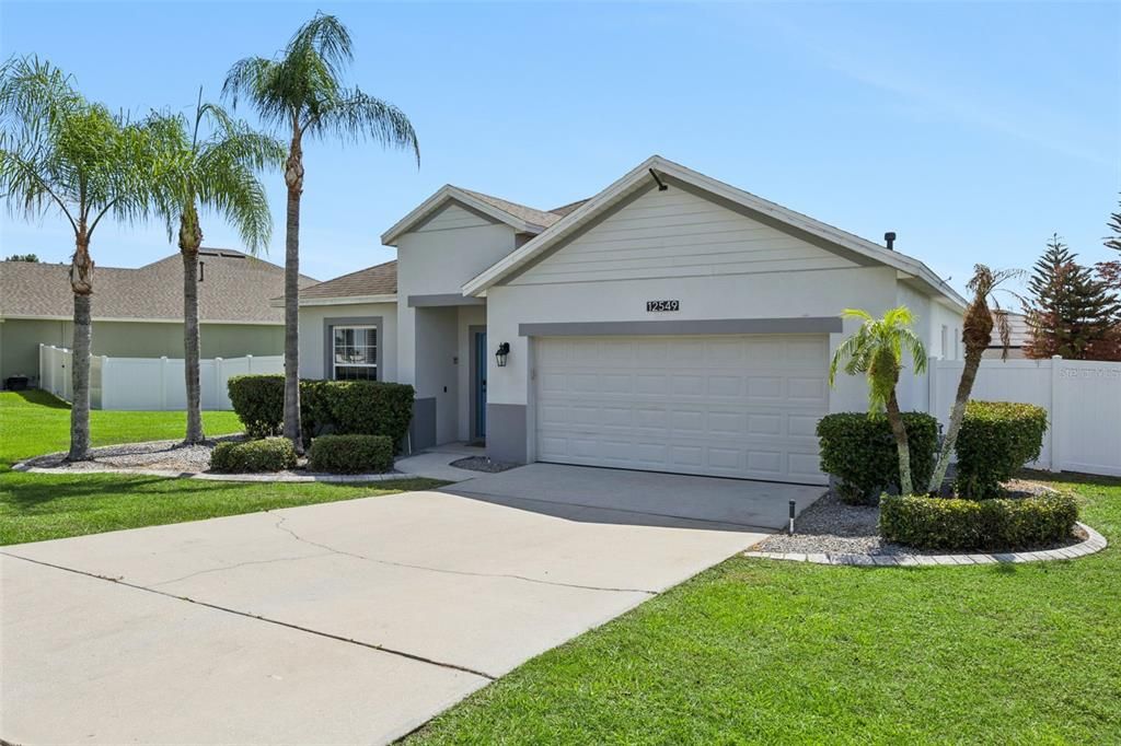For Sale: $509,000 (4 beds, 2 baths, 2383 Square Feet)