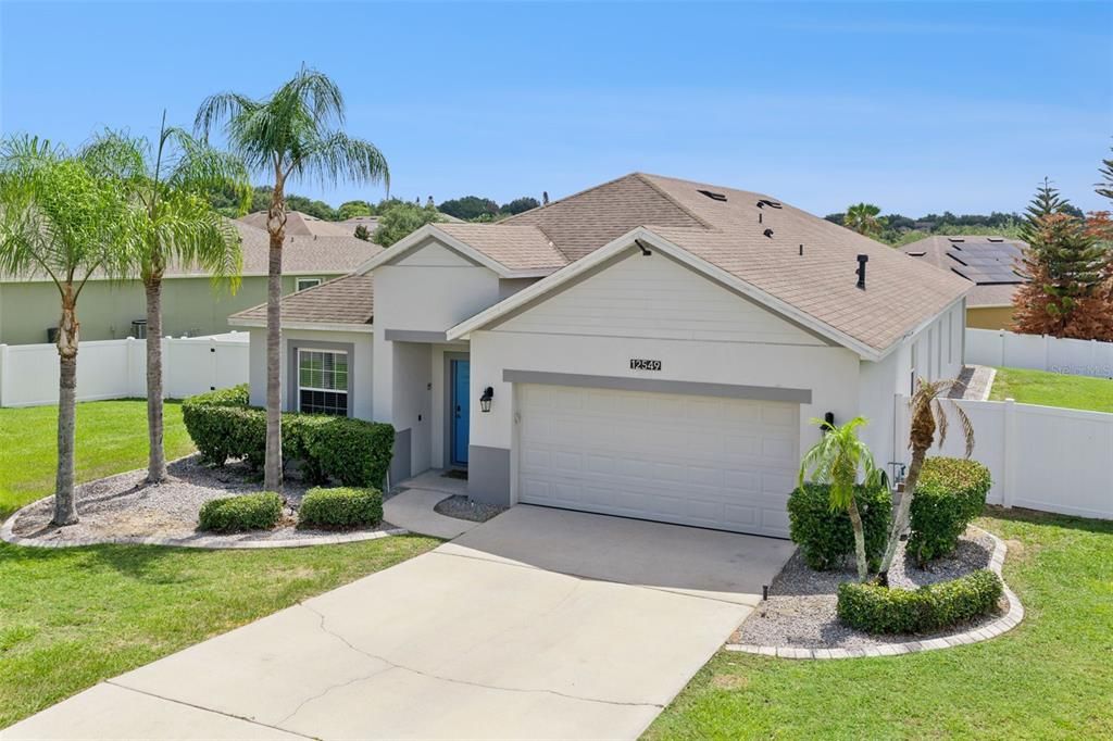 For Sale: $509,000 (4 beds, 2 baths, 2383 Square Feet)